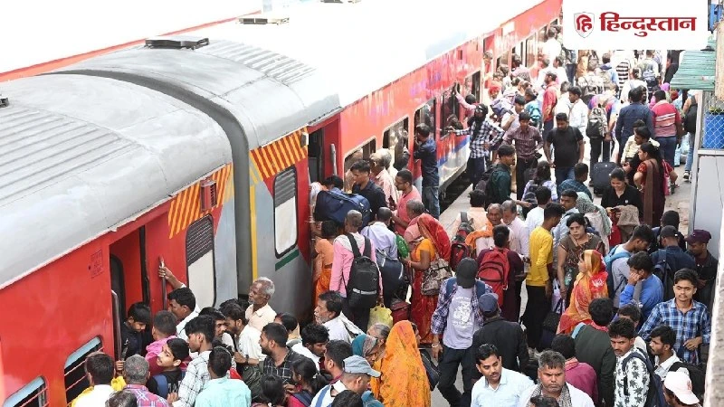 SECR Launches Better On-Board Services in Chhattisgarh