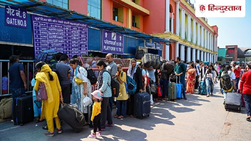 New Delhi Station Security Boosted with 6 New X-Ray Machines