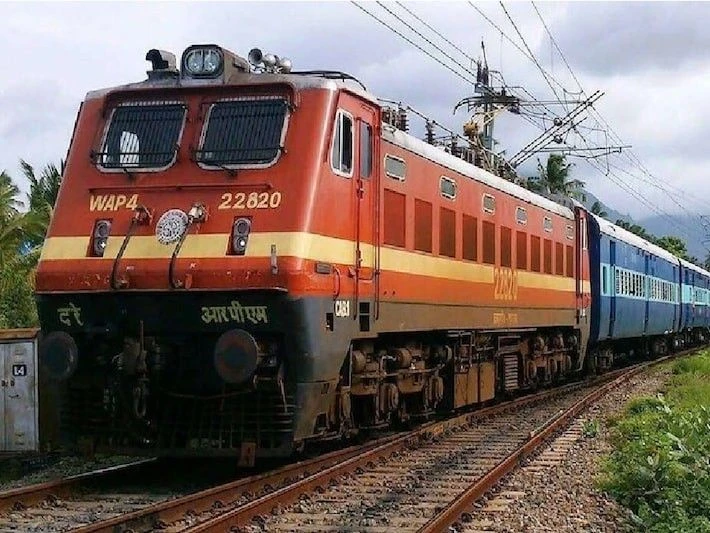 ECR Announces 13 Special Train Pairs for Durga Puja & Chhath