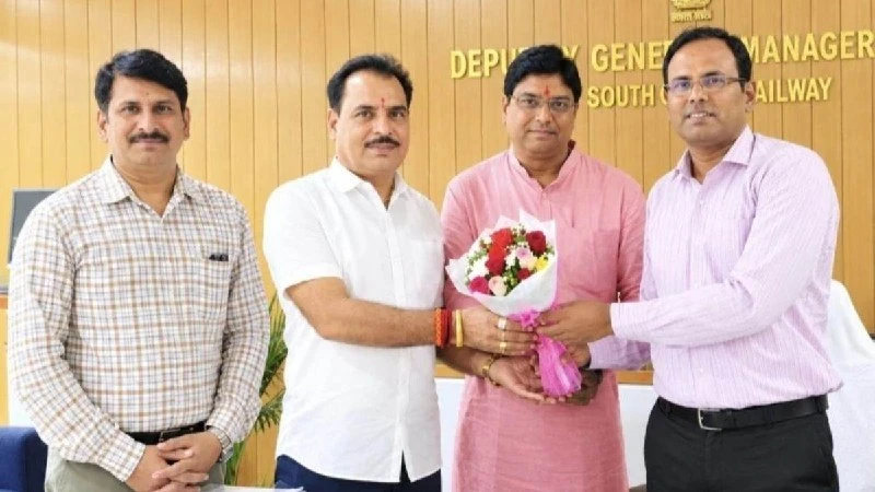 Khandwa-Tukaithad Railway Line: New Trains & Electrification