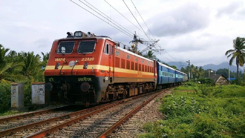 102 Festival Special Trains via Solapur for Dussehra & Diwali