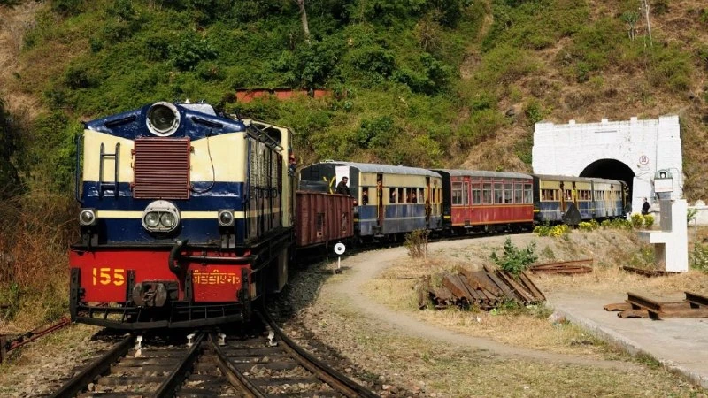 Dharampur-Shimla: Two Extra Trains for Festive Season!