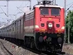 Indian Railways extends special train services until 2026 to manage passenger demand