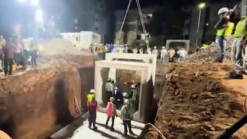 Indian Railways Installs Precast RCC Pedestrian Subway in Ahmedabad