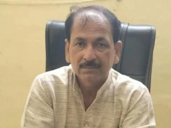 Jan Vishwas Party demands railway overbridge at Bodarwar gate
