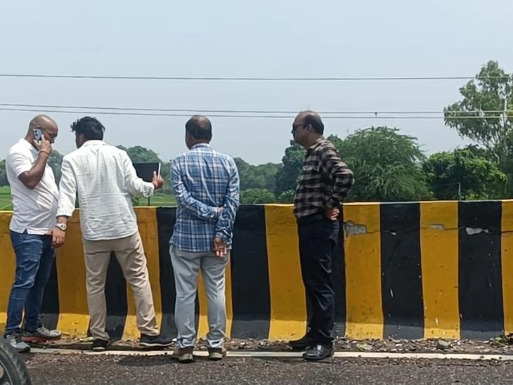 Railway officials inspect Sirsaul overbridge in Kanpur following reports of structural cracks