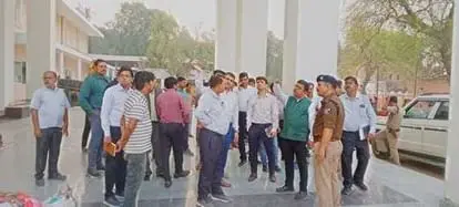 DRM Inspects Construction Work at Vindhyachal and Mirzapur Stations Ahead of Vande Bharat Express Launch