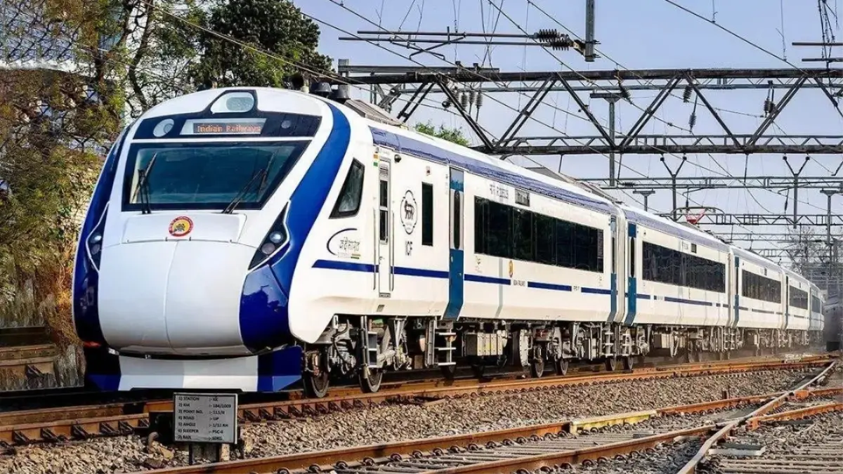 Indore-Nagpur Vande Bharat Express to Upgrade with 16 Coaches, Launch Expected in Early October