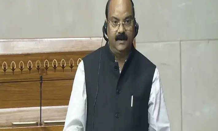 Shahjahanpur MP Arun Sagar demands urgent completion of pending railway overbridges