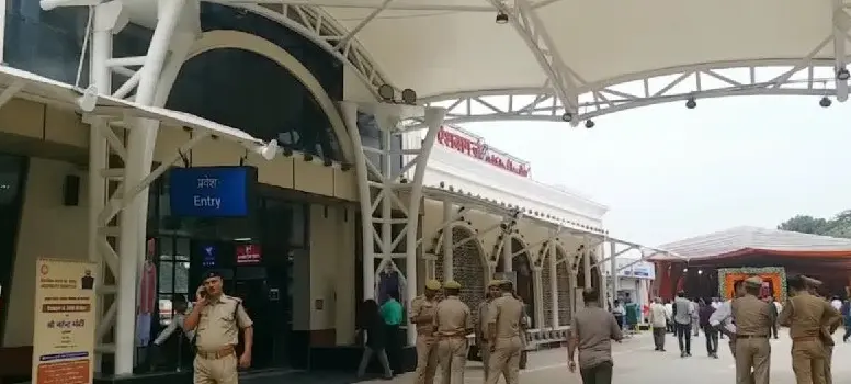 Prime Minister Modi inaugurates 75 redeveloped railway stations under Amrit Bharat scheme