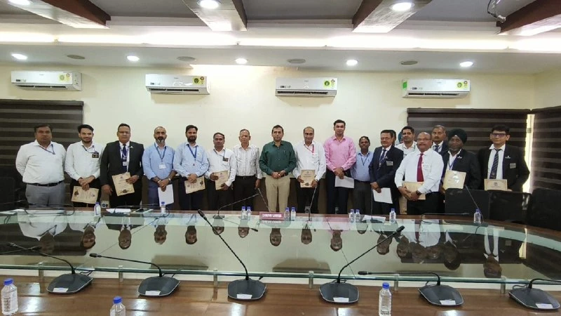 Ambala Railway Division Honors Star Performers After Reaching Revenue Milestone