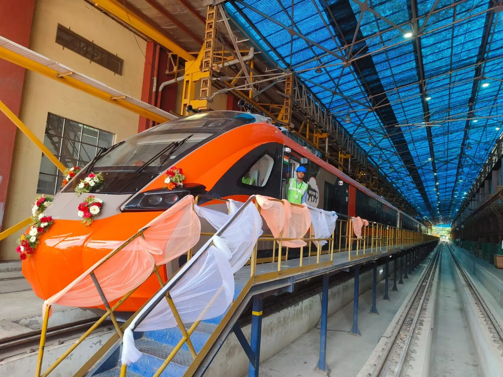 New Vande Bharat Sleeper Train For January 2025. Delhi Connectivity Got More Easier. Route, Fare Updated.
