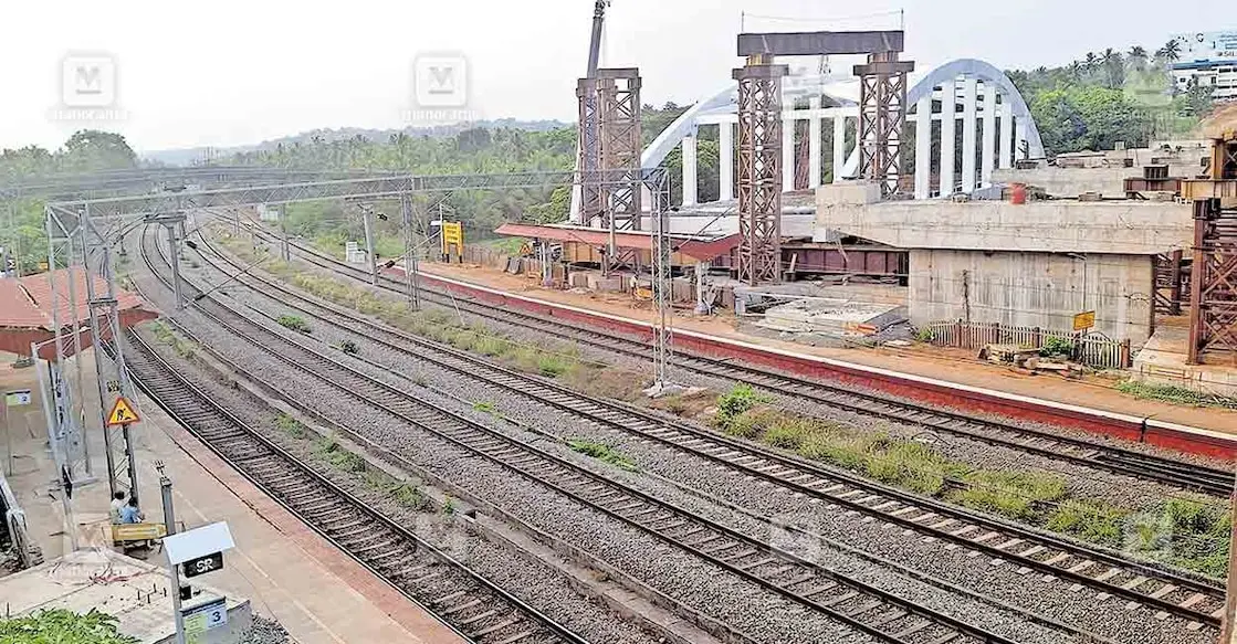 Kuttippuram Overbridge Construction Resumes with Composite Girder Installation Scheduled for December 4, Ending Six-Month Delay