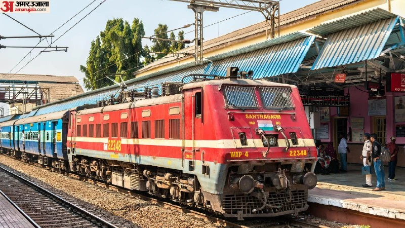 Indian Railways invests 3300 crore to enhance port connectivity and boost freight capacity