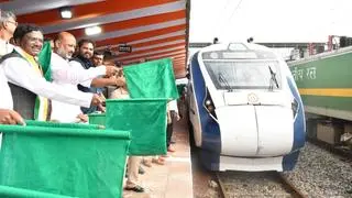 Nagpur-Secunderabad Vande Bharat Express Launched; Two More Trains Planned for Telangana, Says Union Minister Bandi Sanjay