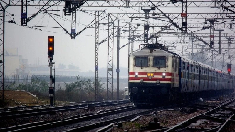 CAG report reveals Indian Railways wrongly collected 168 crore in superfast surcharges