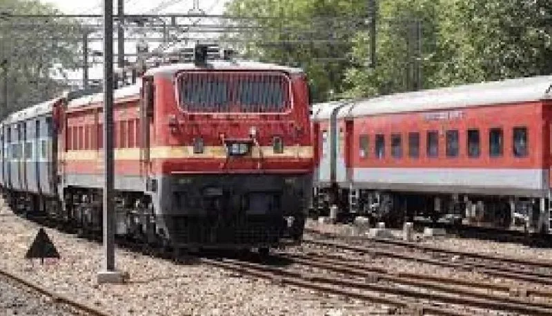 Indian Railways Announces Permanent Changes to Express Train Configurations, Adding 22 Coaches to Multiple Routes Starting April 2025.