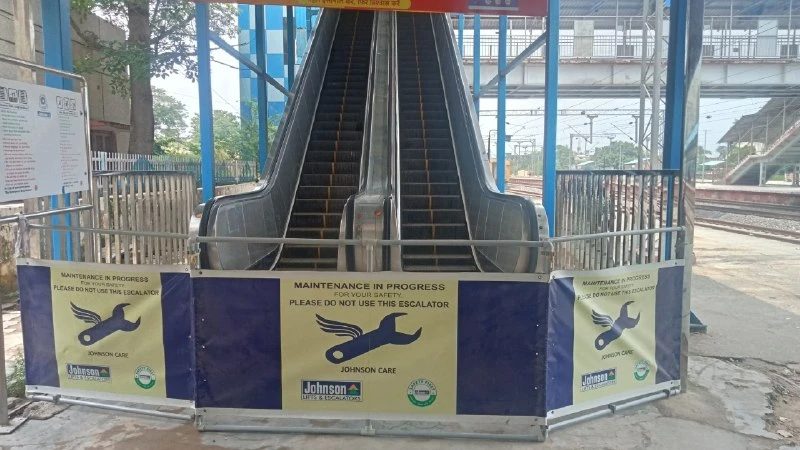 Raebareli Railway Station Restores Escalator Services After Repairs