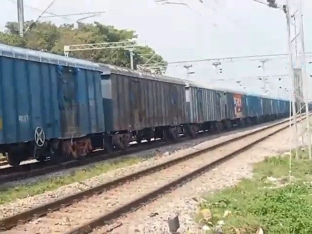 North Eastern Railway operates first Awadh Mahashakti heavy haul freight train from Gonda
