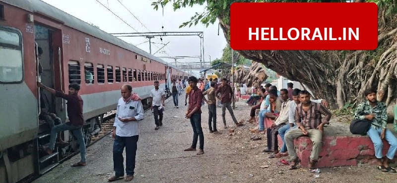Satyagraha Express: Train halted for 1 hour 44 minutes at Siswa station, check reason