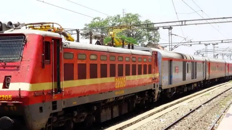 Delhi-Shamli Special Train Service Extended Until November 23, 24; Passengers Can Call Railway Helpline 139 for Details