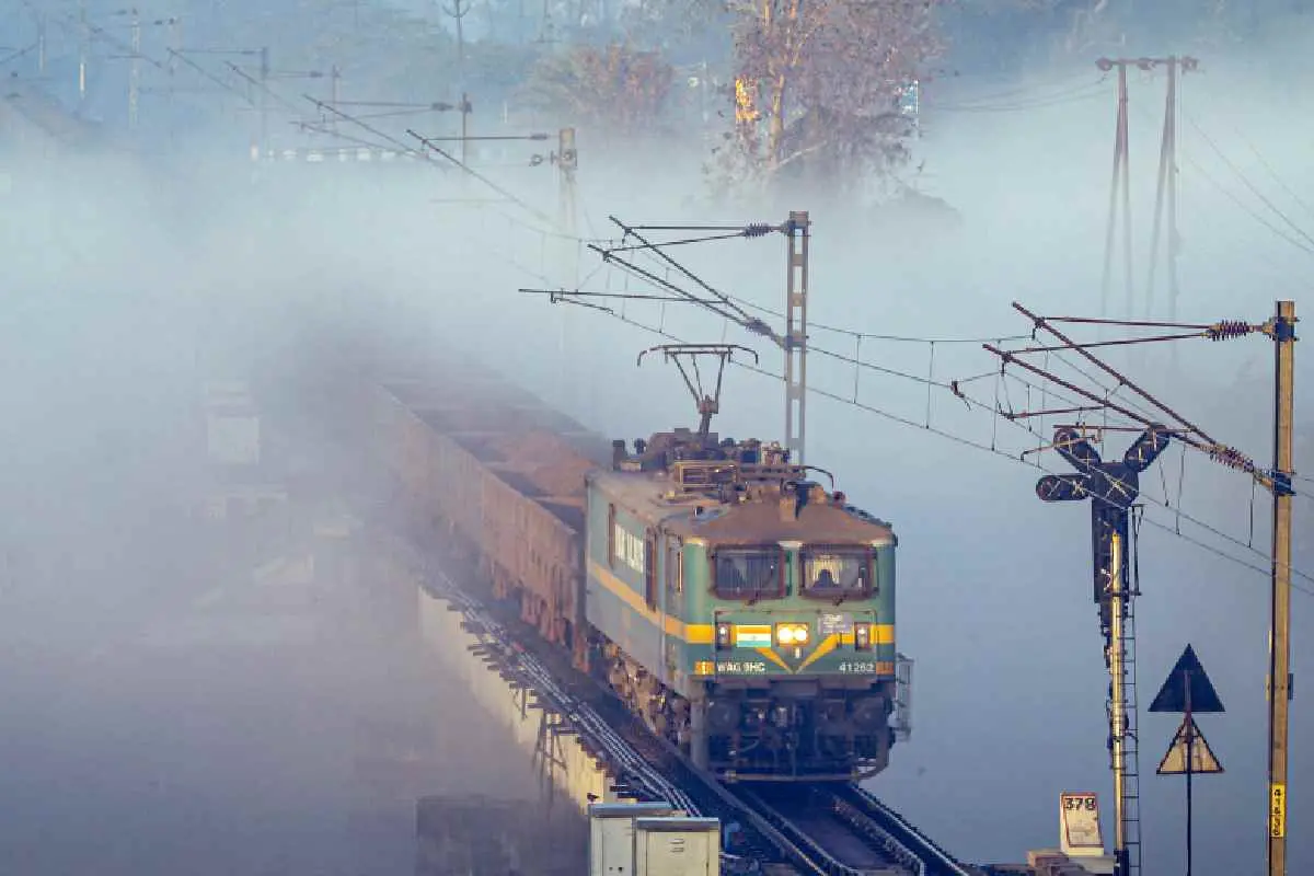 Rail Services Altered for Magh Mela: Trains Temporarily Diverted from Prayagraj to Subedarganj Due to Crowds